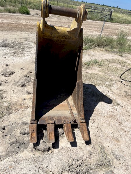 Under Auction - (A166) Trench Bucket 600mm Wide (Clearance Item) 