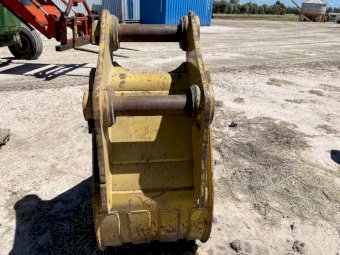 Under Auction - (A166) Trench Bucket 600mm Wide (Clearance Item) 