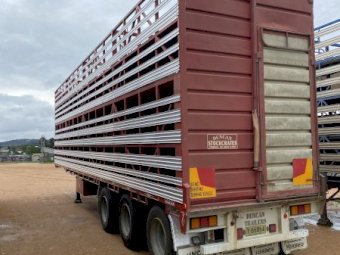 1998 Duncan 4x2 Stockcrate