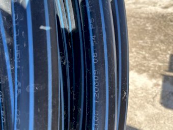 1 Roll Of Blue Line Poly Pipe And 1000 Litre IBC