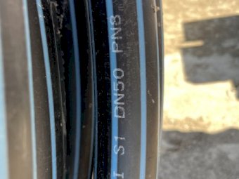 1 Roll Of Blue Line Poly Pipe And 1000 Litre IBC