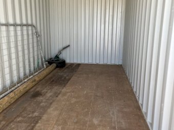 1 x 20 ft Container