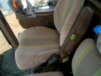 John Deere 9770 Header with 640D 40ft Draper Front