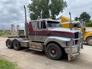 1993 International   3600 S Line Prime Mover