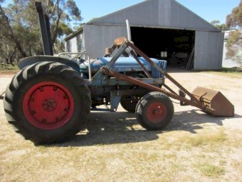 Under Auction - (A167) Fordson Power Major Tractor 