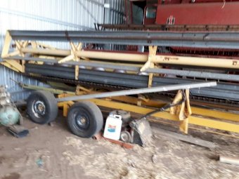 24 ft Bat Reel and Leith Trailer and 20 ft Finger Tyne Front