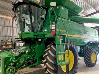 2009 John Deere 9670 STS Header with 40ft Draper Front & Trailer