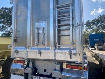 2021 Liberty Freightmore 32' x 6' Semi Grain Tipper