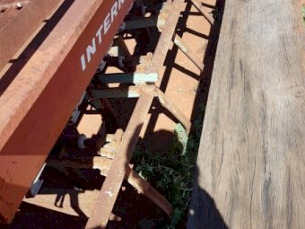 International 511 Combine with SSB