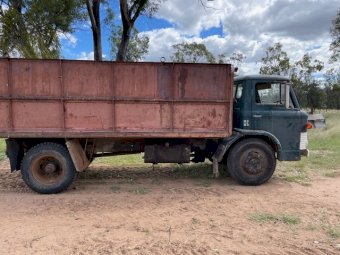Ford Tipper Truck