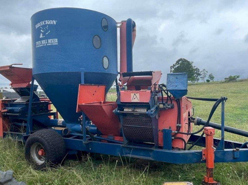 2012 Breckon Twin Mill 3 tonne Mixer
