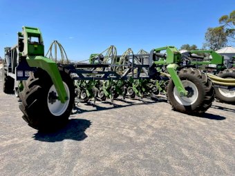 Boss Agriculture 12 mt Bar with  SX25P Row units