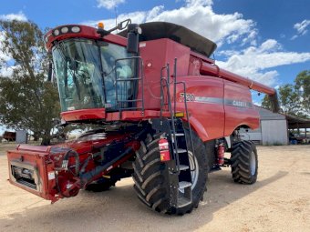 2010 Case IH 7120 Header