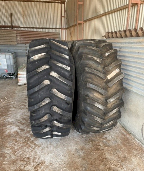 Firestone 24.5/32 tractor tyres