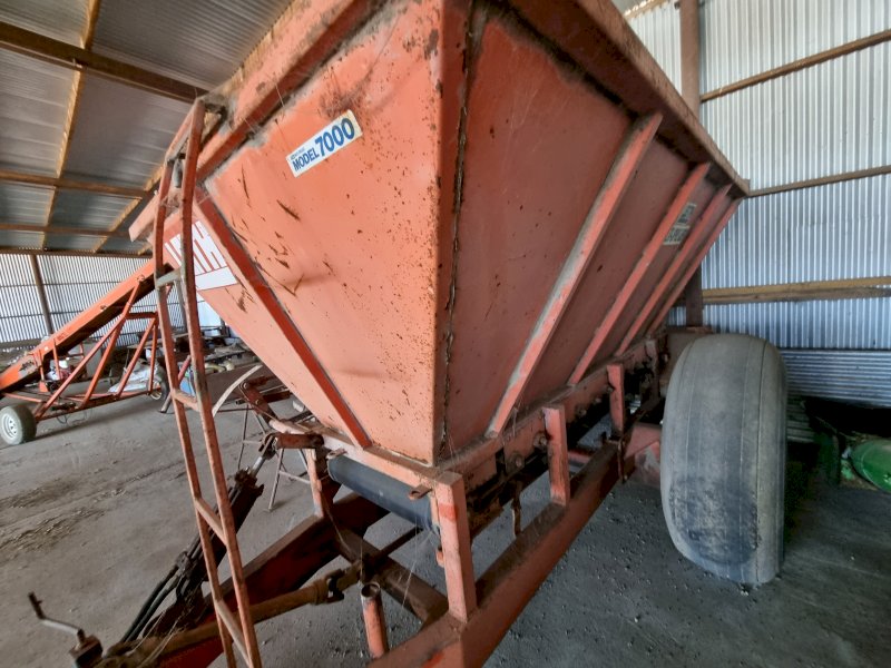 Leith 7000 Spreader