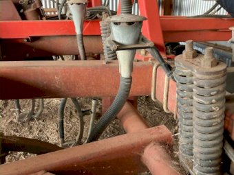 Gason Hiniker Chisel Plough Seeder Bar