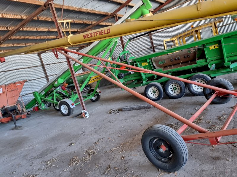 Under Auction - (A168) Westfield MK100-71 Grain Auger 