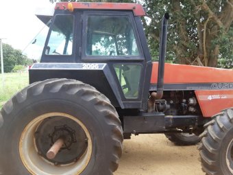 Under Auction - (A172) 1989 Case IH 2096 Tractor 