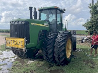 9420 John Deere Scraper Special