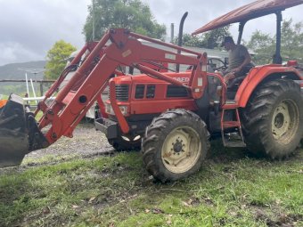 Daedong DK 75 Tractor with FEL