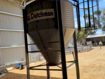 2.8MT Big Dutchman Grain Silo