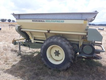 2006 Marshall 840T Spreader