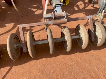 Manutec Press Wheels