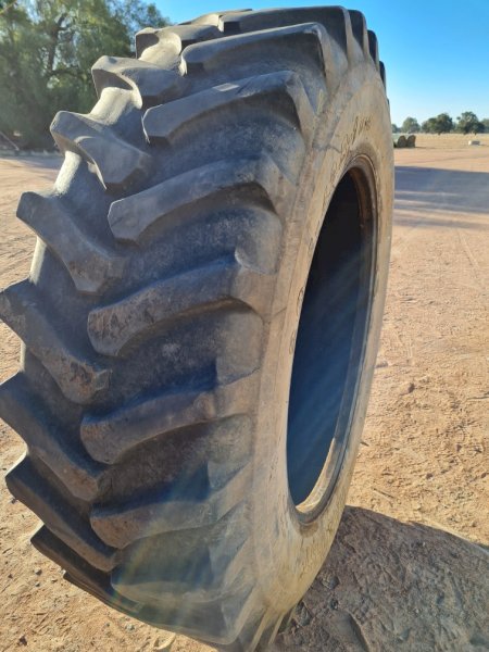 Harvest 20.8 - 42 Tyre