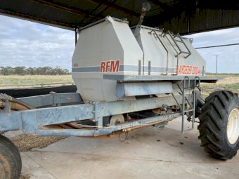 RFM 2000 Air Cart