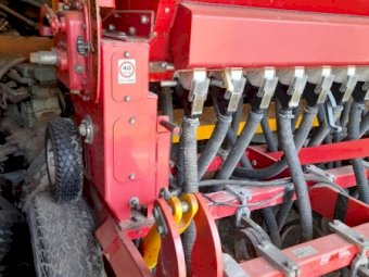 Duncan Eco Seeder Drill