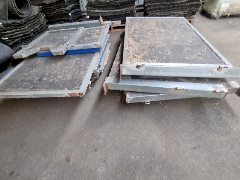 Under Auction - (A170) Norton Horse Crush 