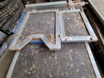 Under Auction - (A170) Norton Horse Crush 