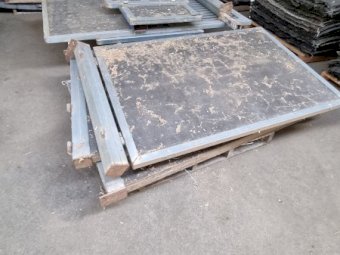 Under Auction - (A170) Norton Horse Crush 