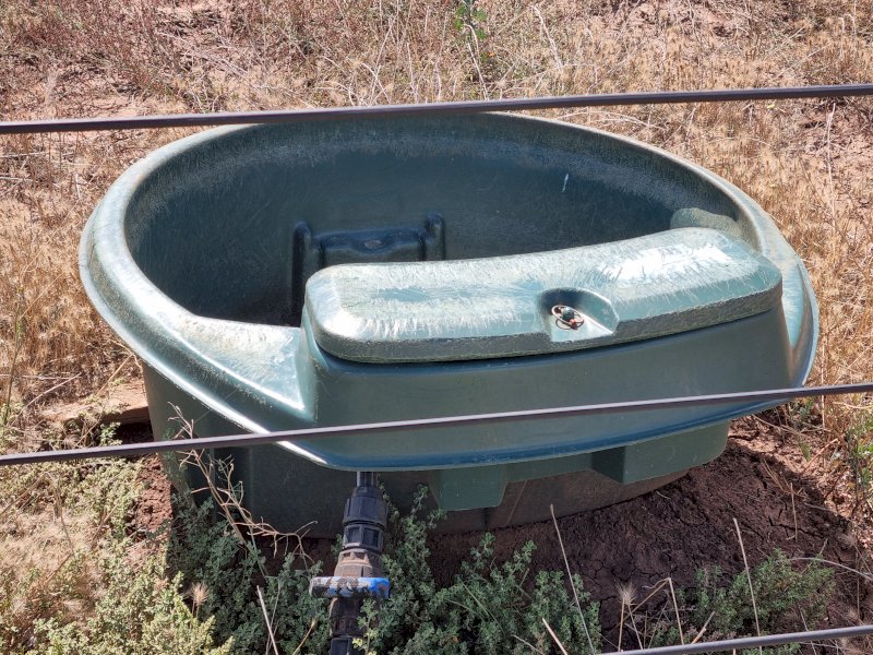 Under Auction - (A170) 6 X Polymaster 200Ltr Water Troughs 
