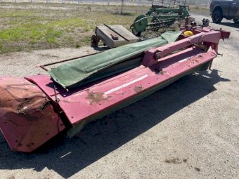Under Auction - (A170)  2001 JF-Stoll GX-3200SB 6 Disc Mower 