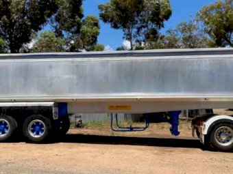 1985 36' Lusty Tipper