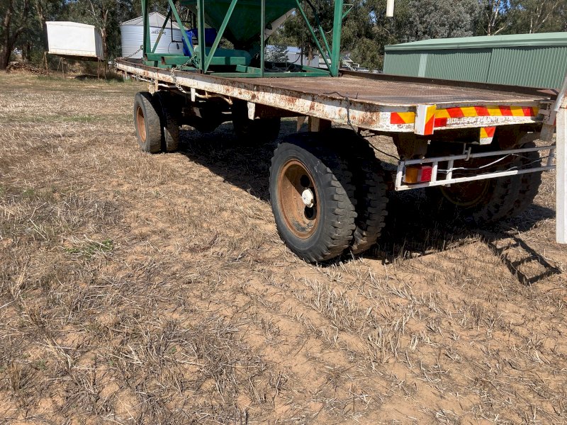 22ft Trailer and Dolly