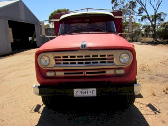Under Auction - (A171) 1966 International Tipper Truck 