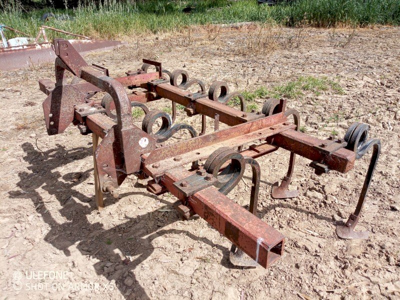Small Chisel Plough