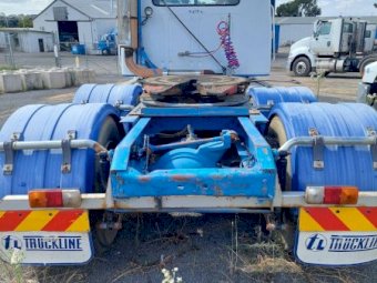 1995 International S 3600 Prime Mover