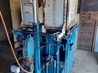 Under Auction - (A172) Stevylon Woolpress