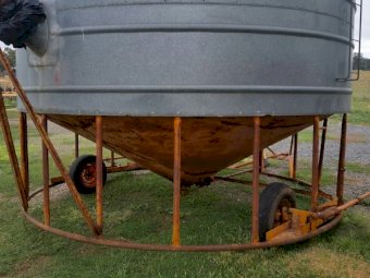 28 tonne Sherwell Field Bin with Auger