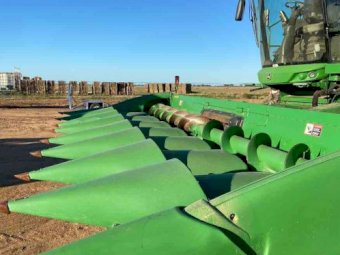 John Deere Corn Front 608C