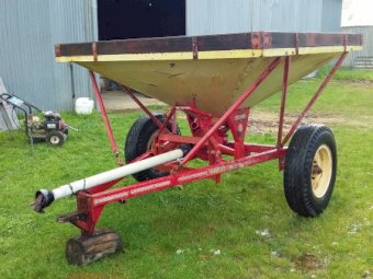 Vicon Super Spreader