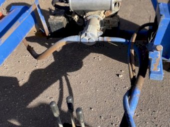 32' Self Propelled Grain Shifter