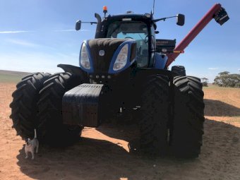 2013 New Holland T8.390 Tractor