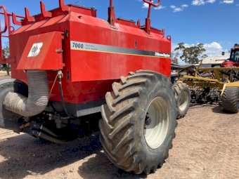 Horwood Bagshaw 7000Lt Triple Bin Aircart