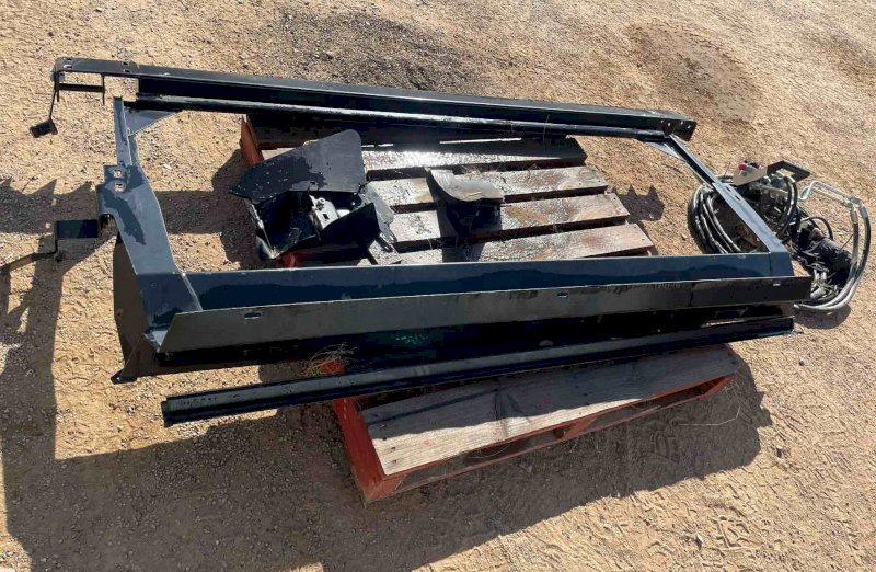 Macdon CNH Window Kit