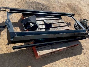 Macdon CNH Window Kit