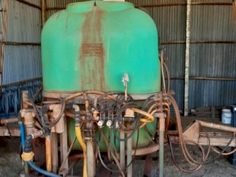 Kingaroy Engineering 40 foot three point Linkage Sprayer